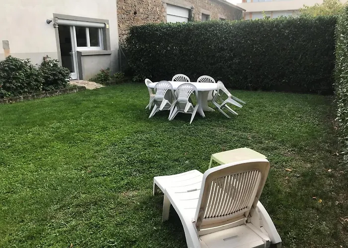 Au Parfait, T2 Rdc, Jardin, Calme, Parking, Idealement Place