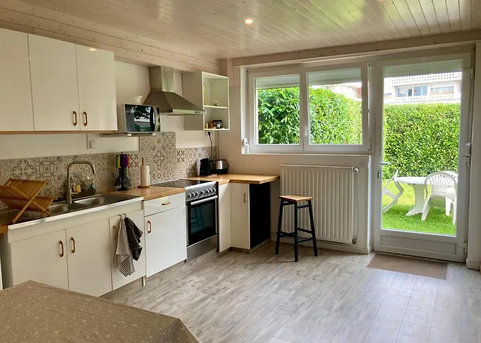 Au Parfait, T2 Rdc, Jardin, Calme, Parking, Idealement Place