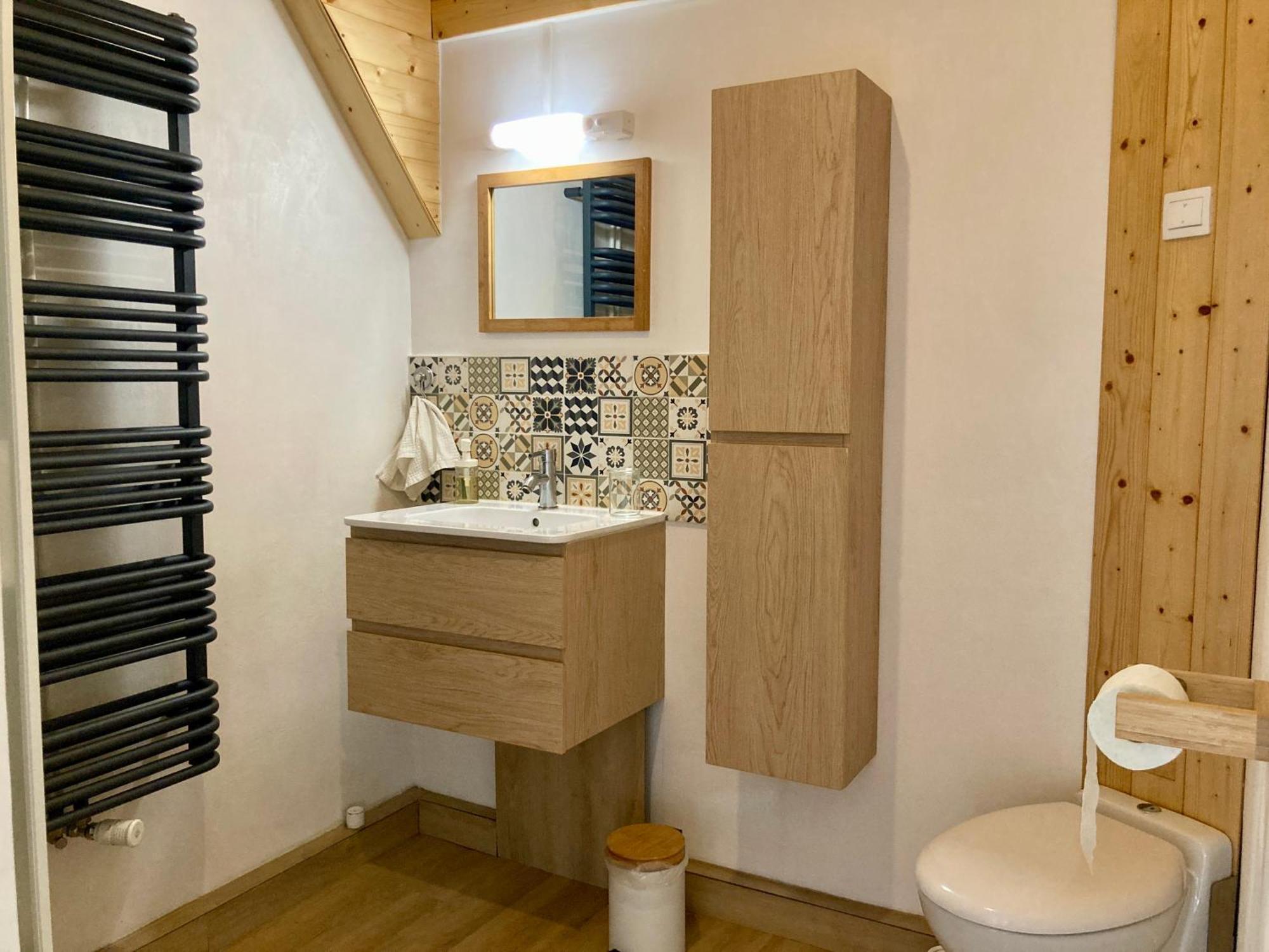 Apartment T2 Rdc, Jardin, Calme, Parking, Idealement Place *